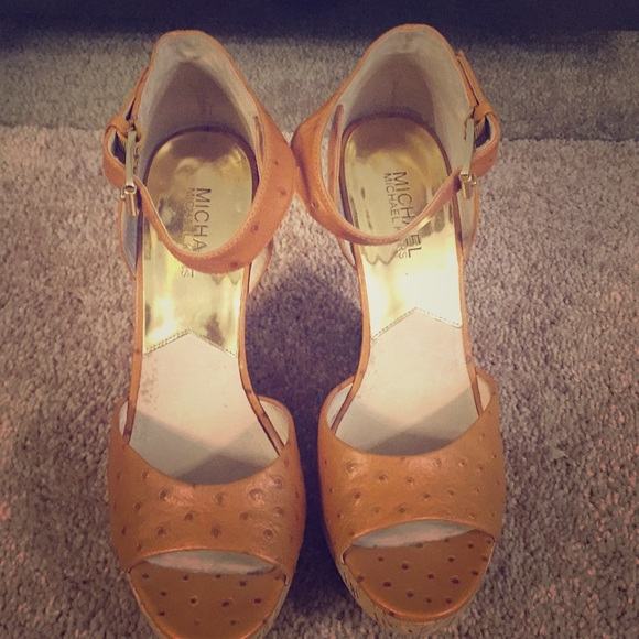 Michael Kors wedges - Picture 1 of 6
